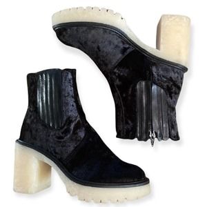 FREE PEOPLE Chelsea James Boots in Black Leather/Velvet  *NEW